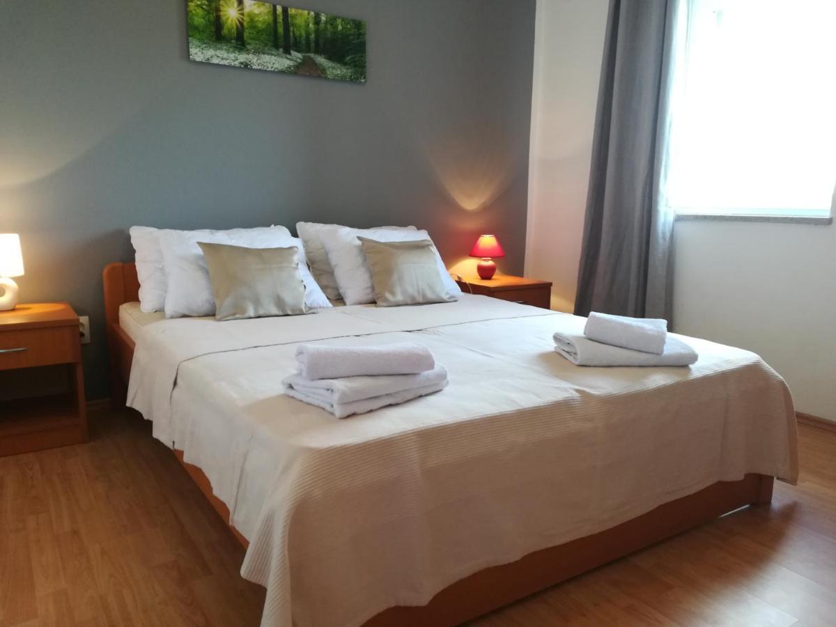 Benazici Apartment Toncic מראה חיצוני תמונה